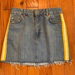 Denim skirt. Stripes on side! Perfect for summer.